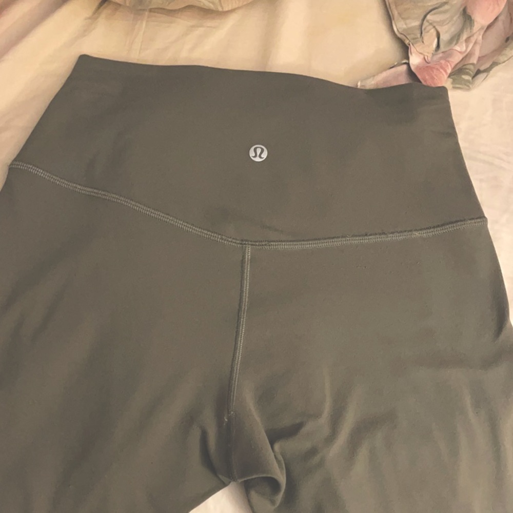 Lululemon Align Pant 25 inch size 6